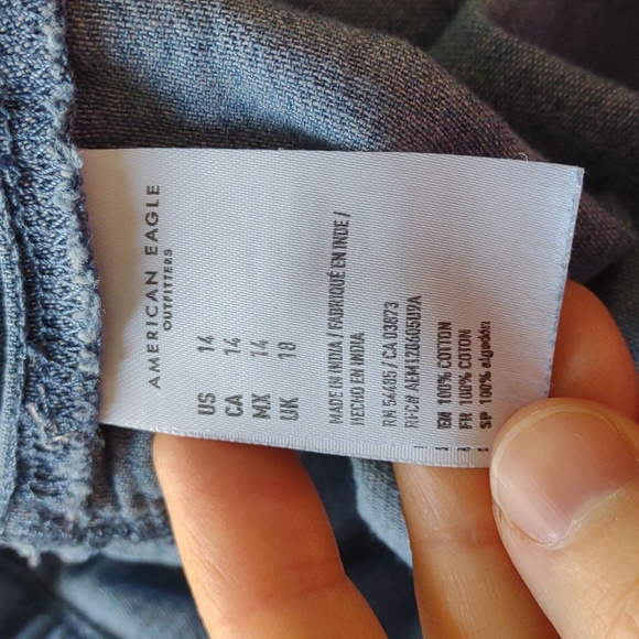 American Eagle wide leg high waisted jeans - Picture 6 of 9